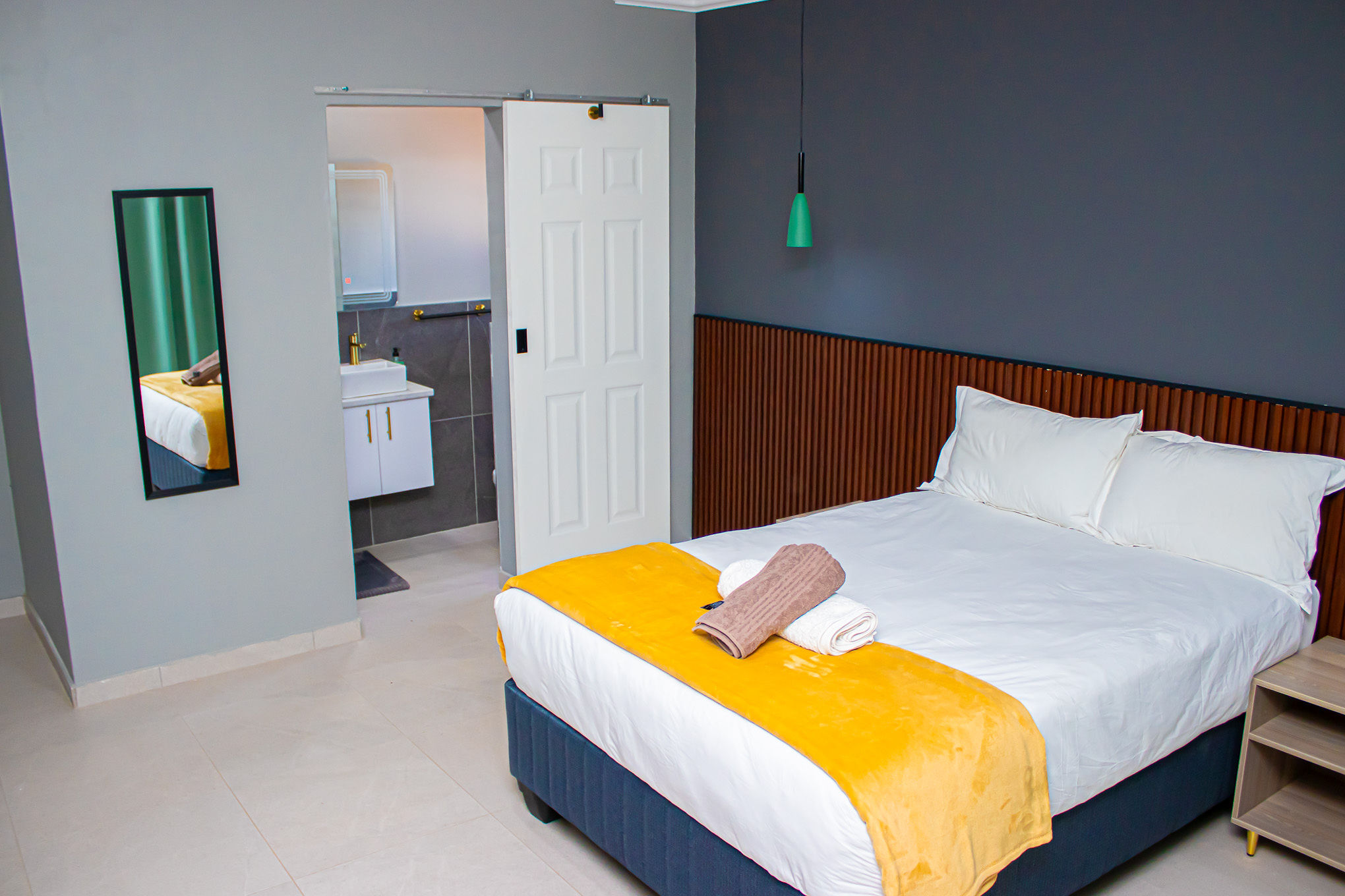 Room 8 Image